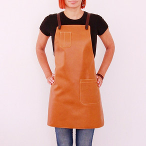 Leather apron BUFFALO for ladies cedar